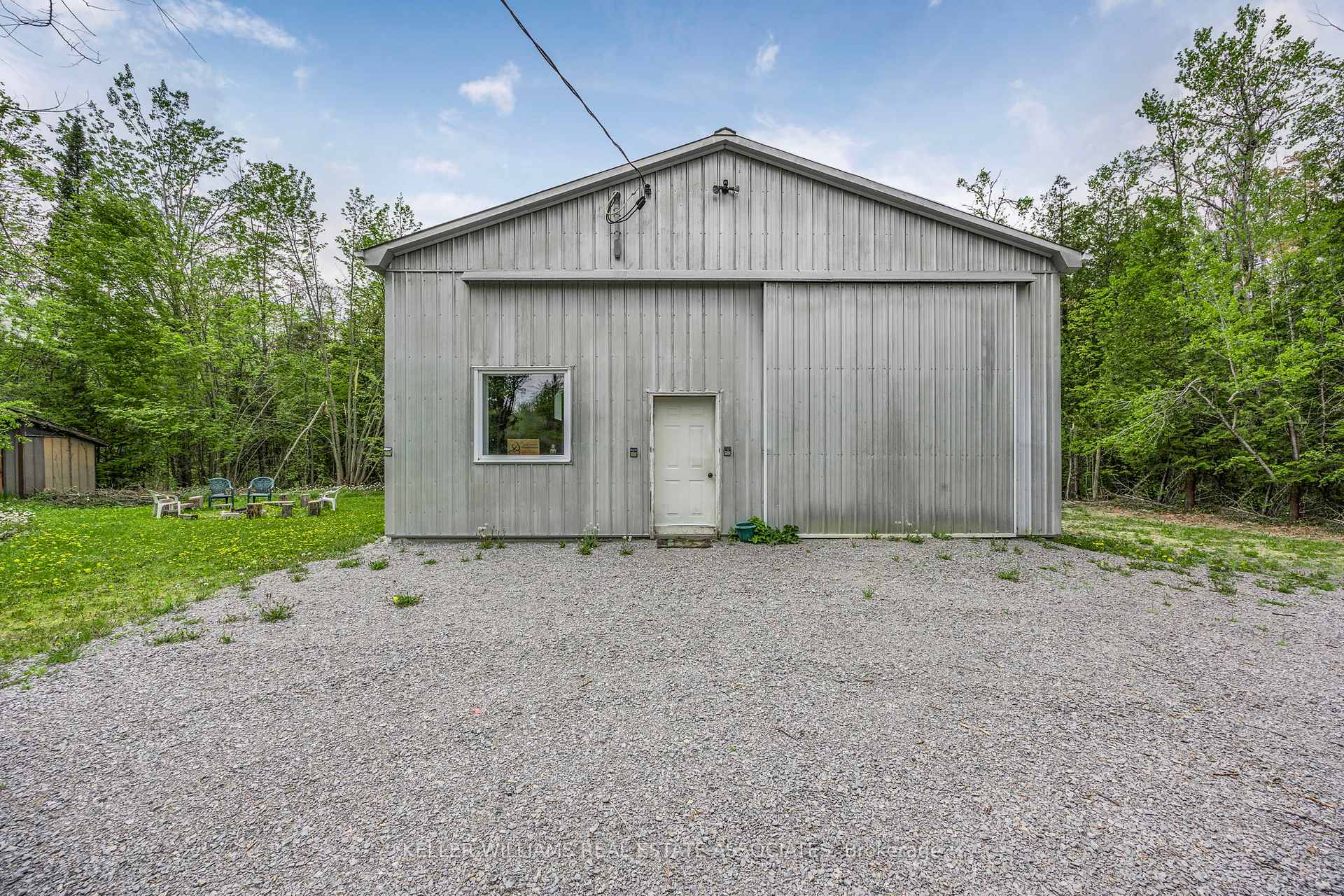 1979 County Rd 48 Road