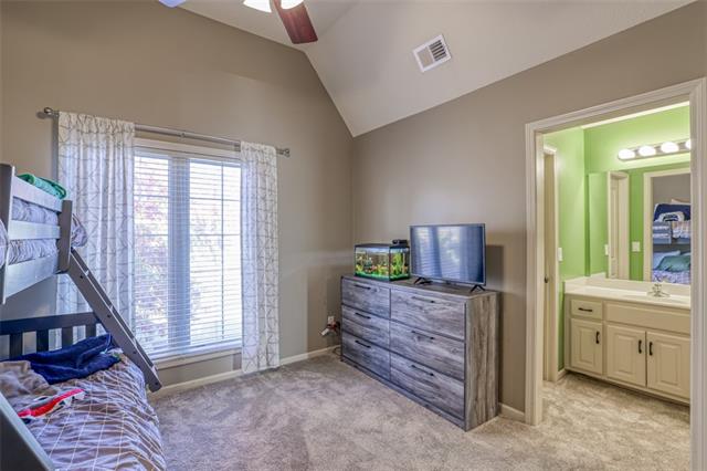 15401 W 165th Street