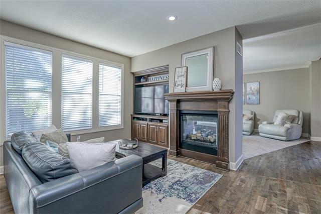 15401 W 165th Street