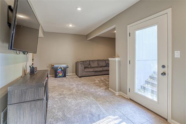 15401 W 165th Street