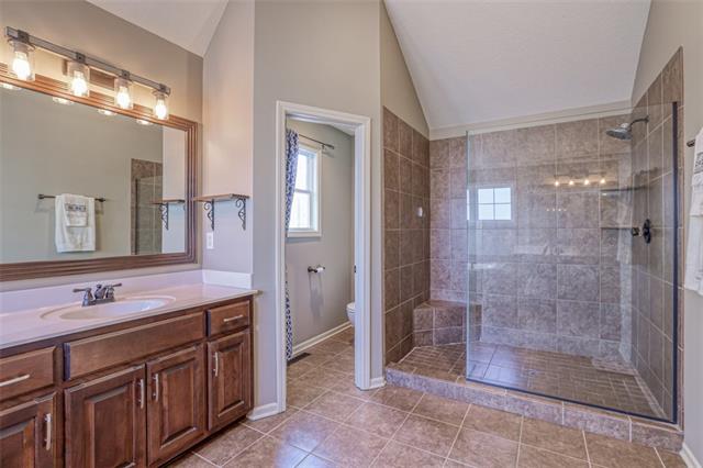 15401 W 165th Street