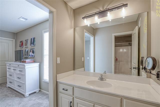 15401 W 165th Street