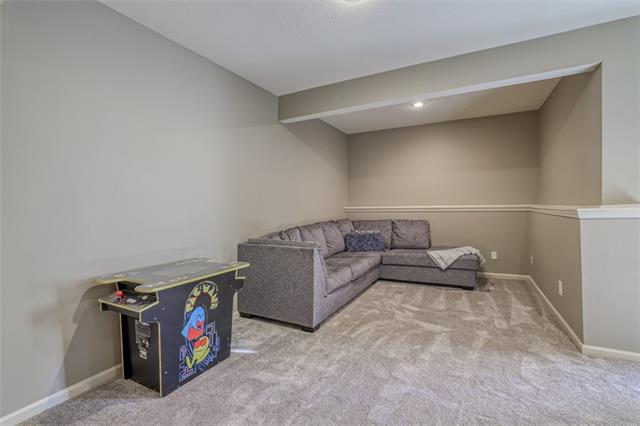 15401 W 165th Street