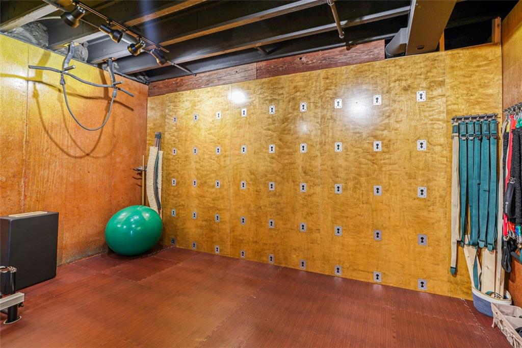 15357 W 165th Street