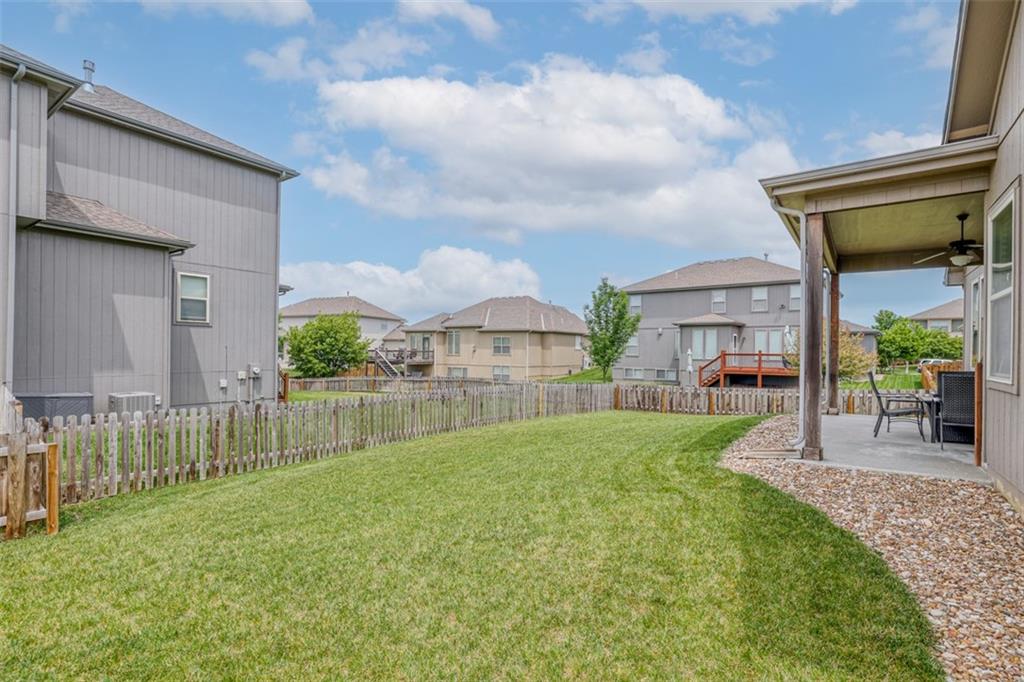 16588 S Parkwood Street