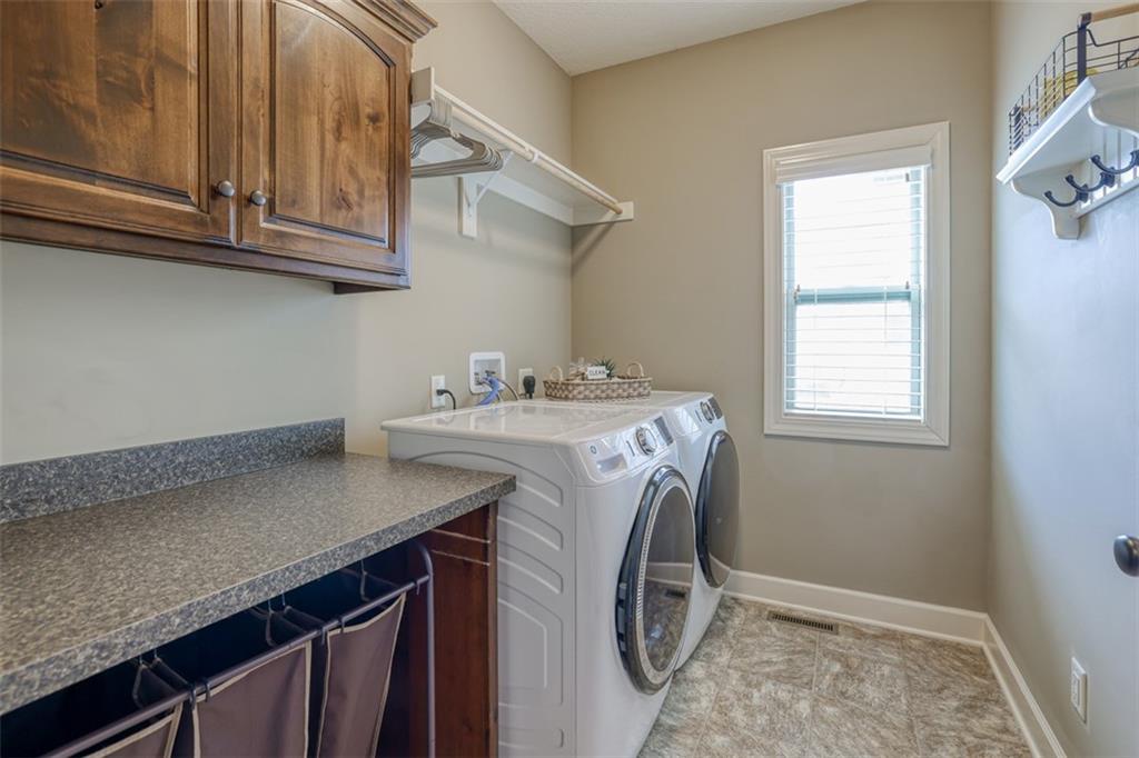 16588 S Parkwood Street