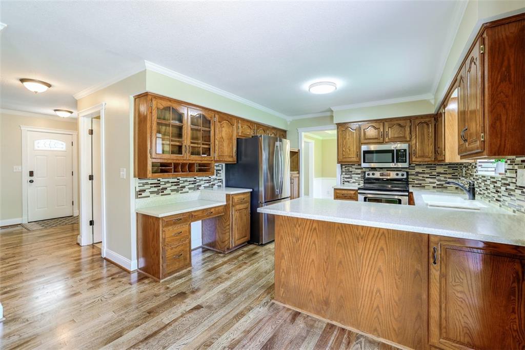 913 Stonecrest Drive