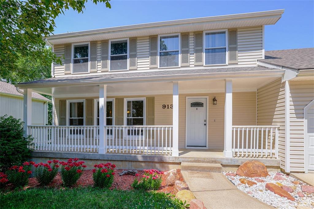 913 Stonecrest Drive