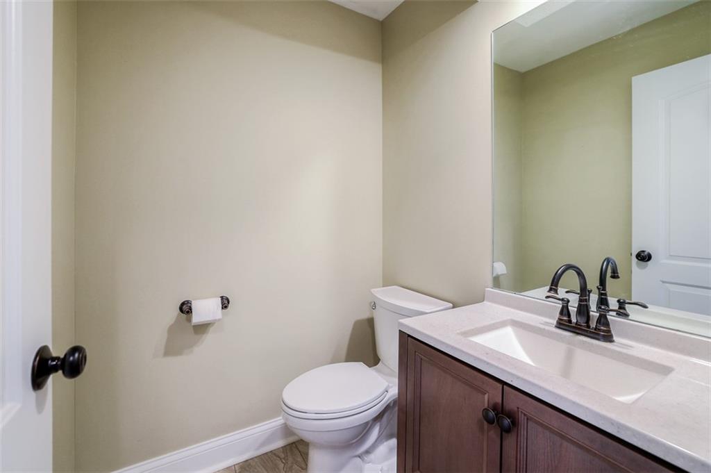 913 Stonecrest Drive