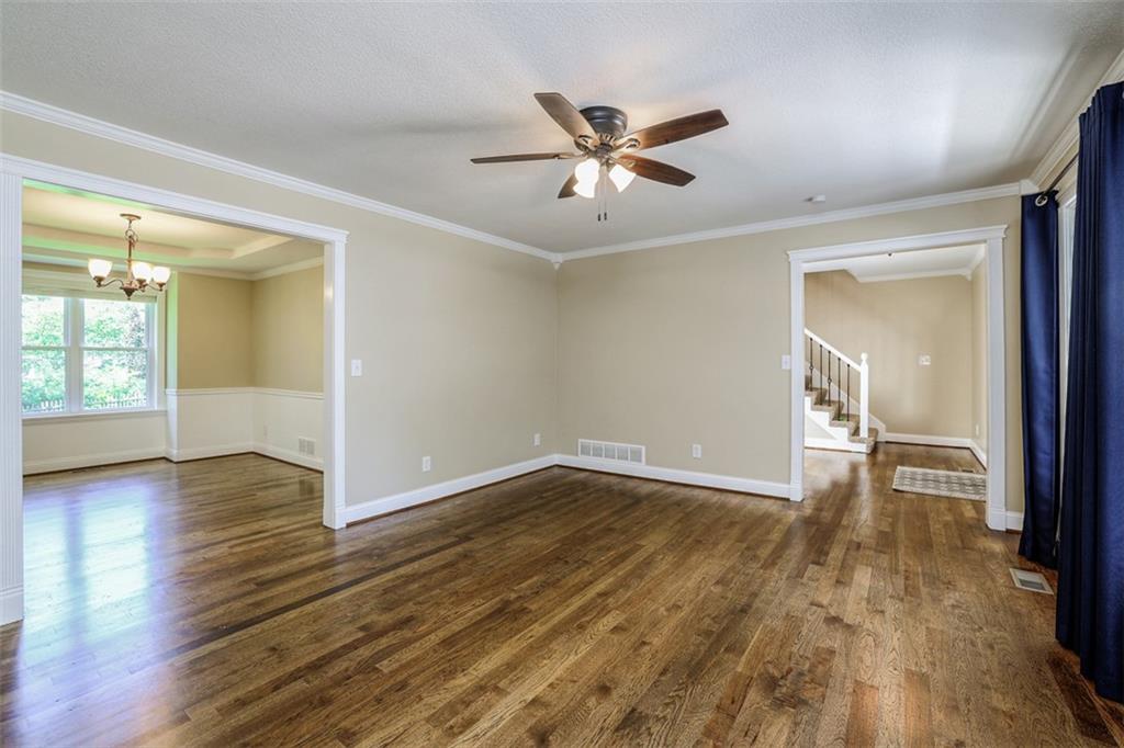 913 Stonecrest Drive