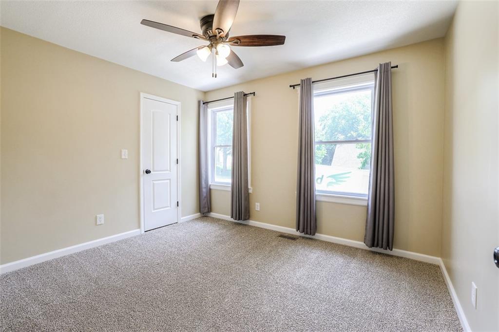 913 Stonecrest Drive