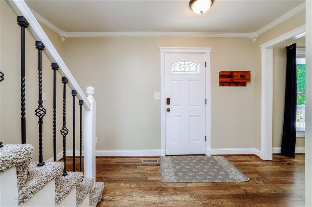 913 Stonecrest Drive