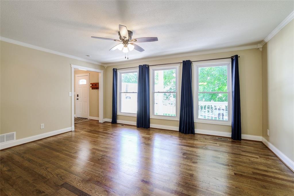 913 Stonecrest Drive