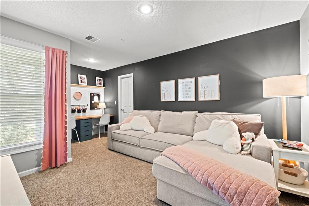 15914 W 160th Terrace