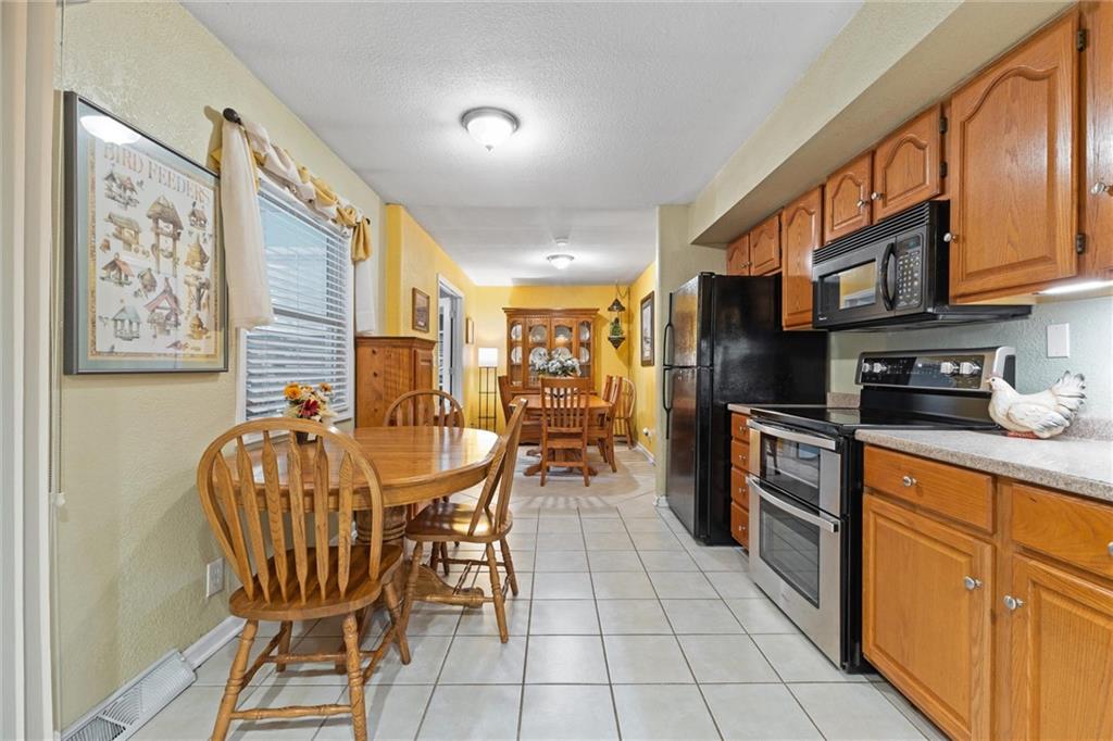 9206 W 100th Street