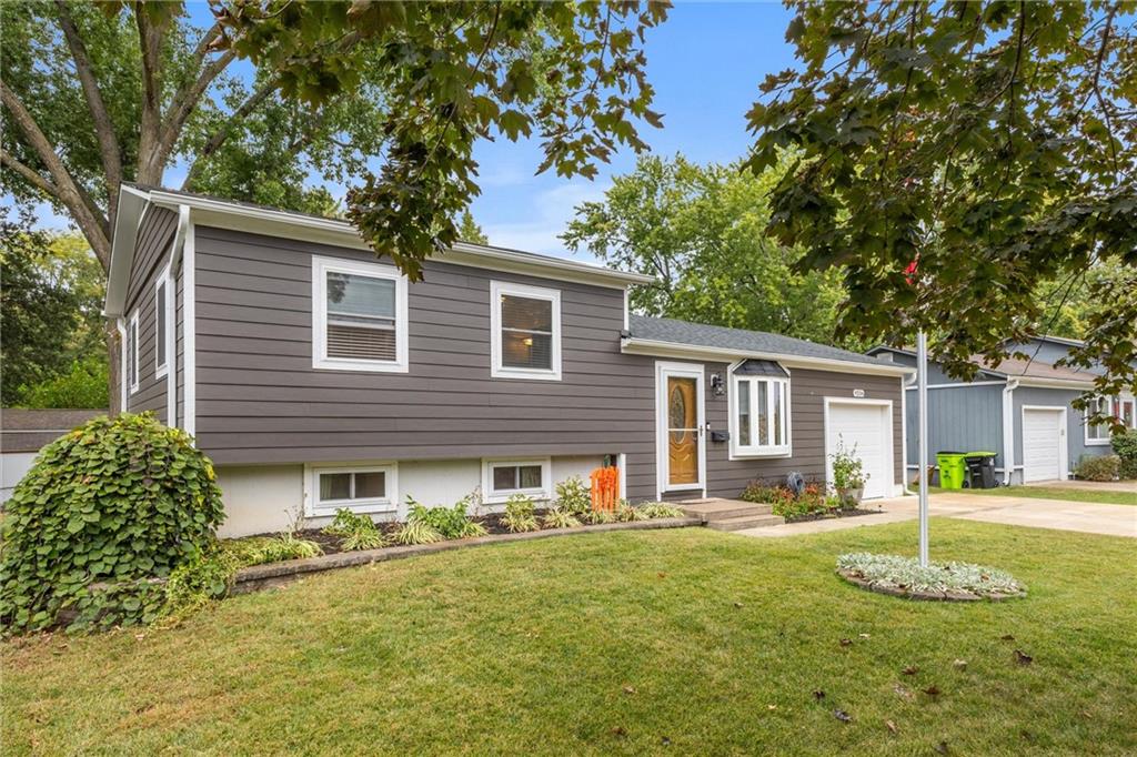 9206 W 100th Street