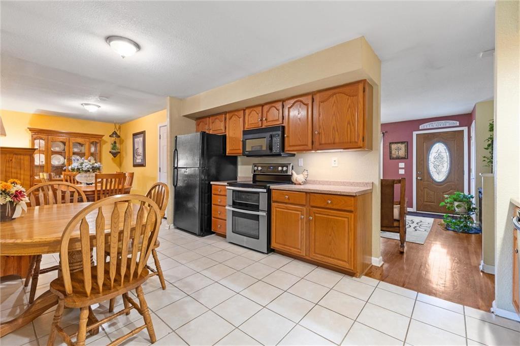 9206 W 100th Street
