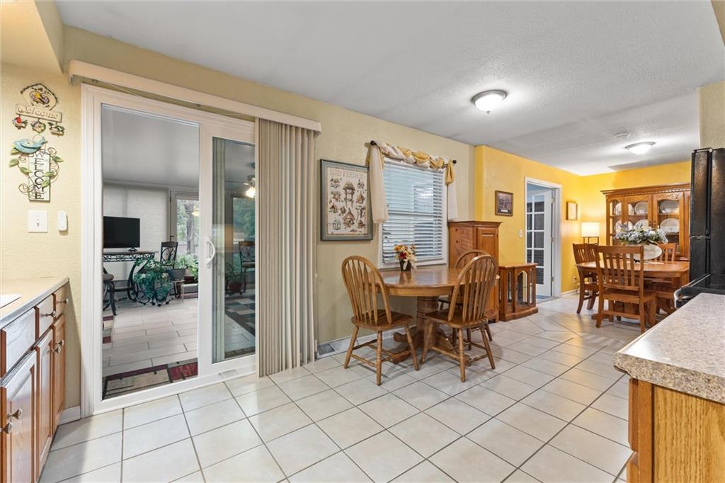 9206 W 100th Street