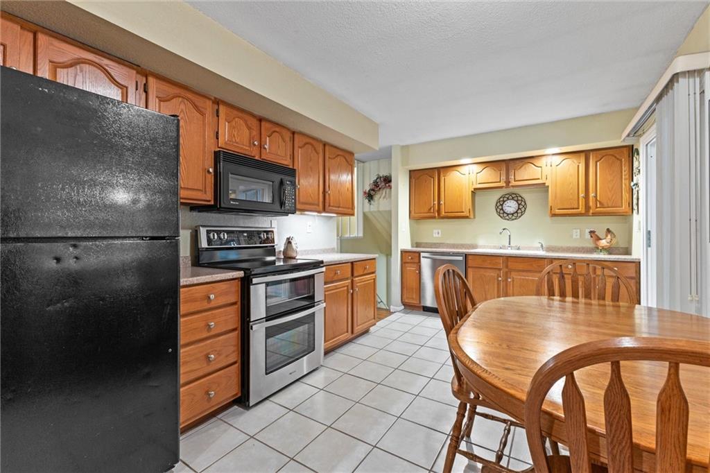 9206 W 100th Street