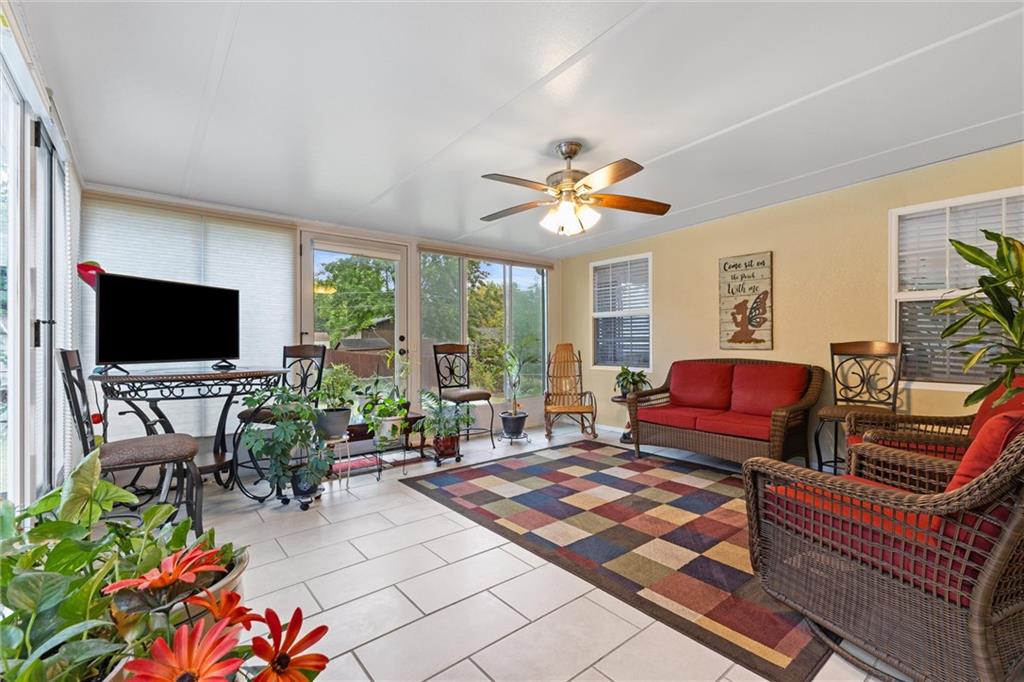 9206 W 100th Street