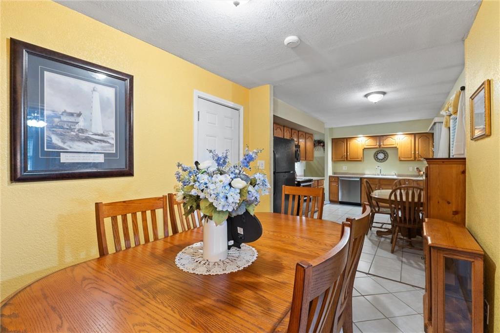 9206 W 100th Street