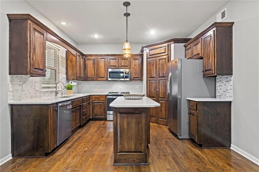 16494 S Ripley Street