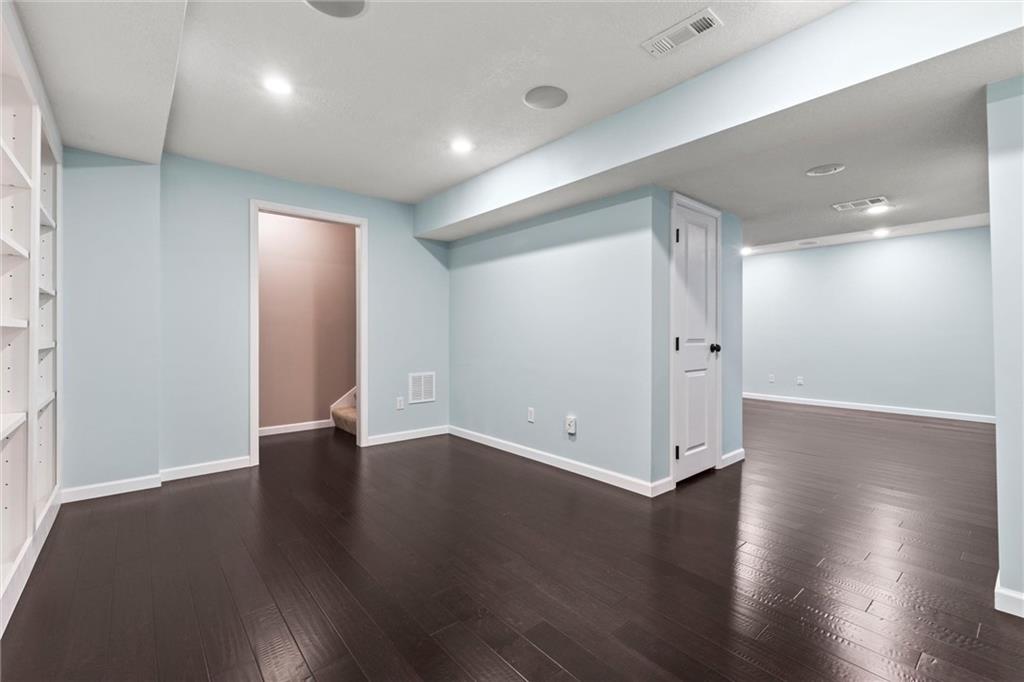 16494 S Ripley Street