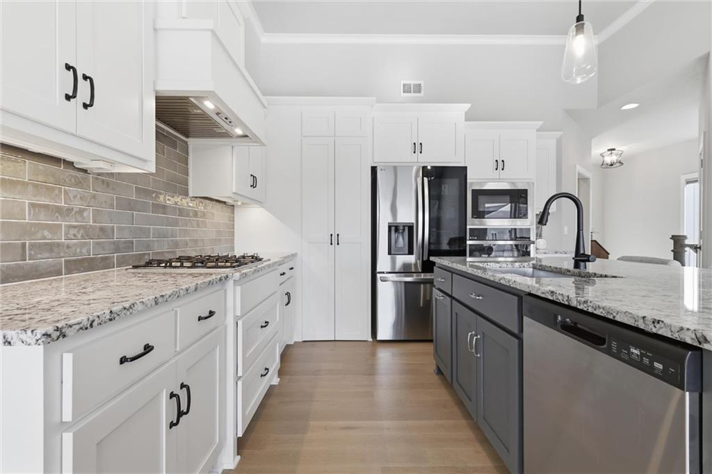 15449 W 173rd Street