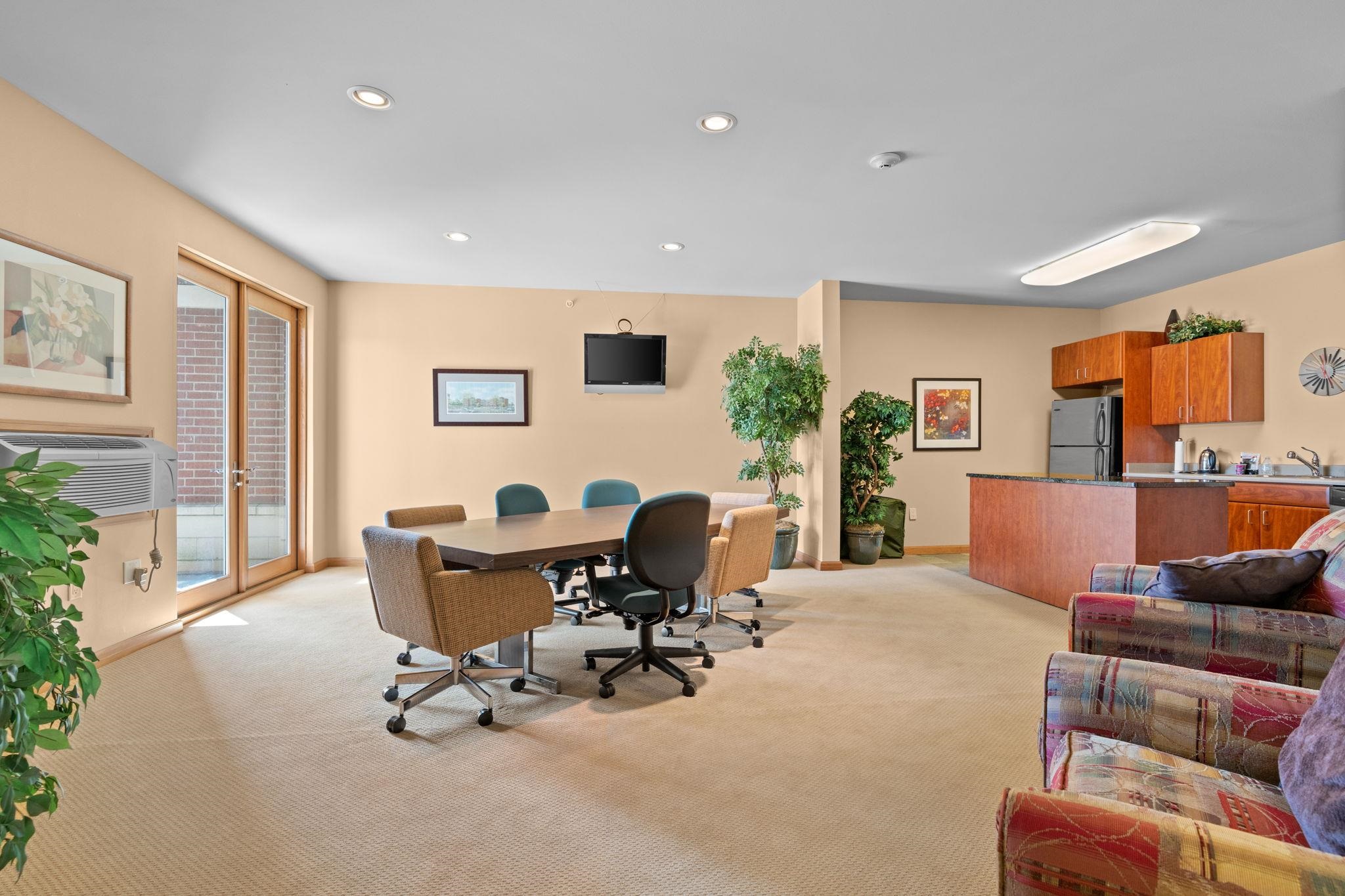5196 Sassafras Drive 205