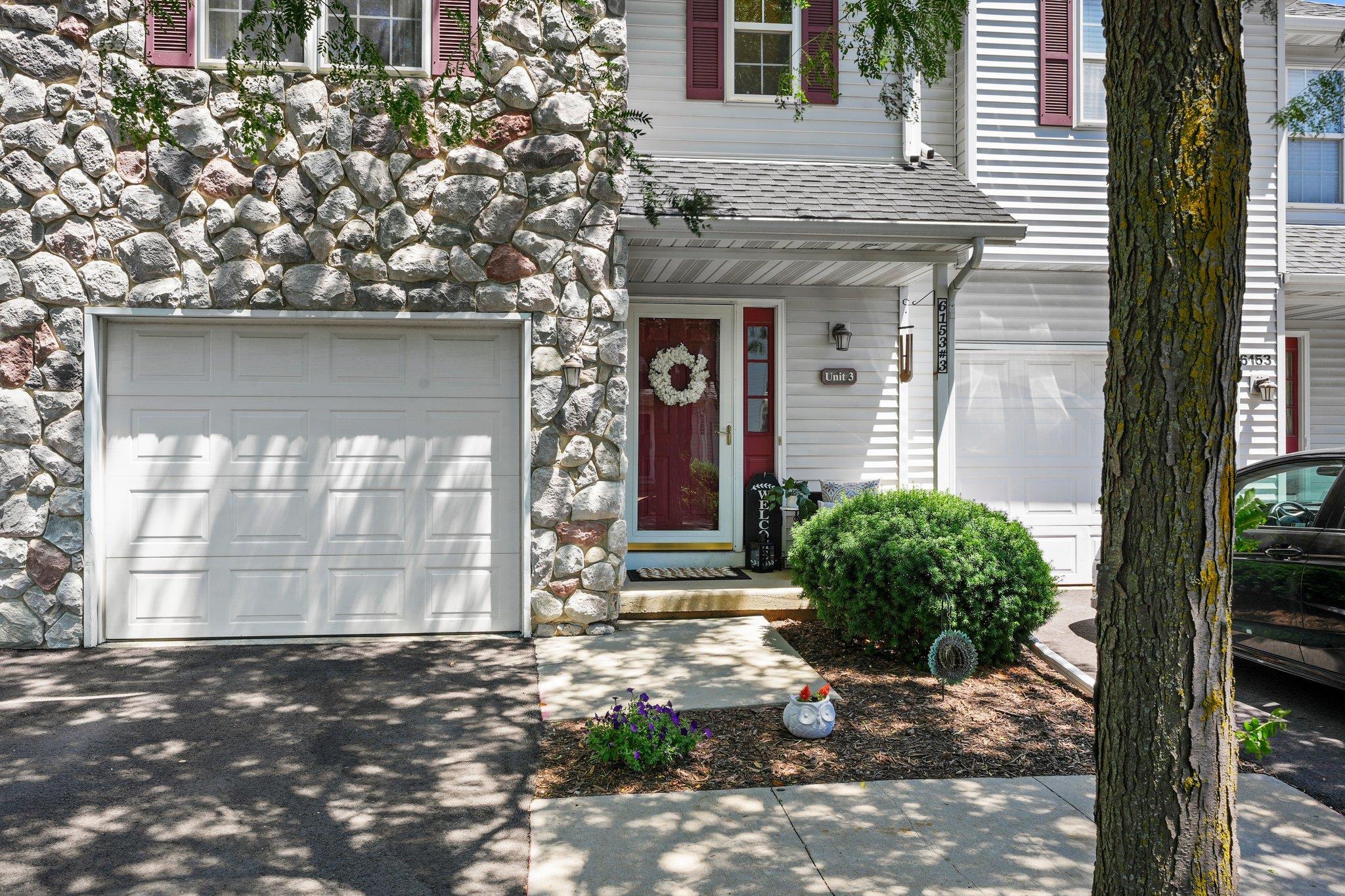 6153 Dell Drive 3