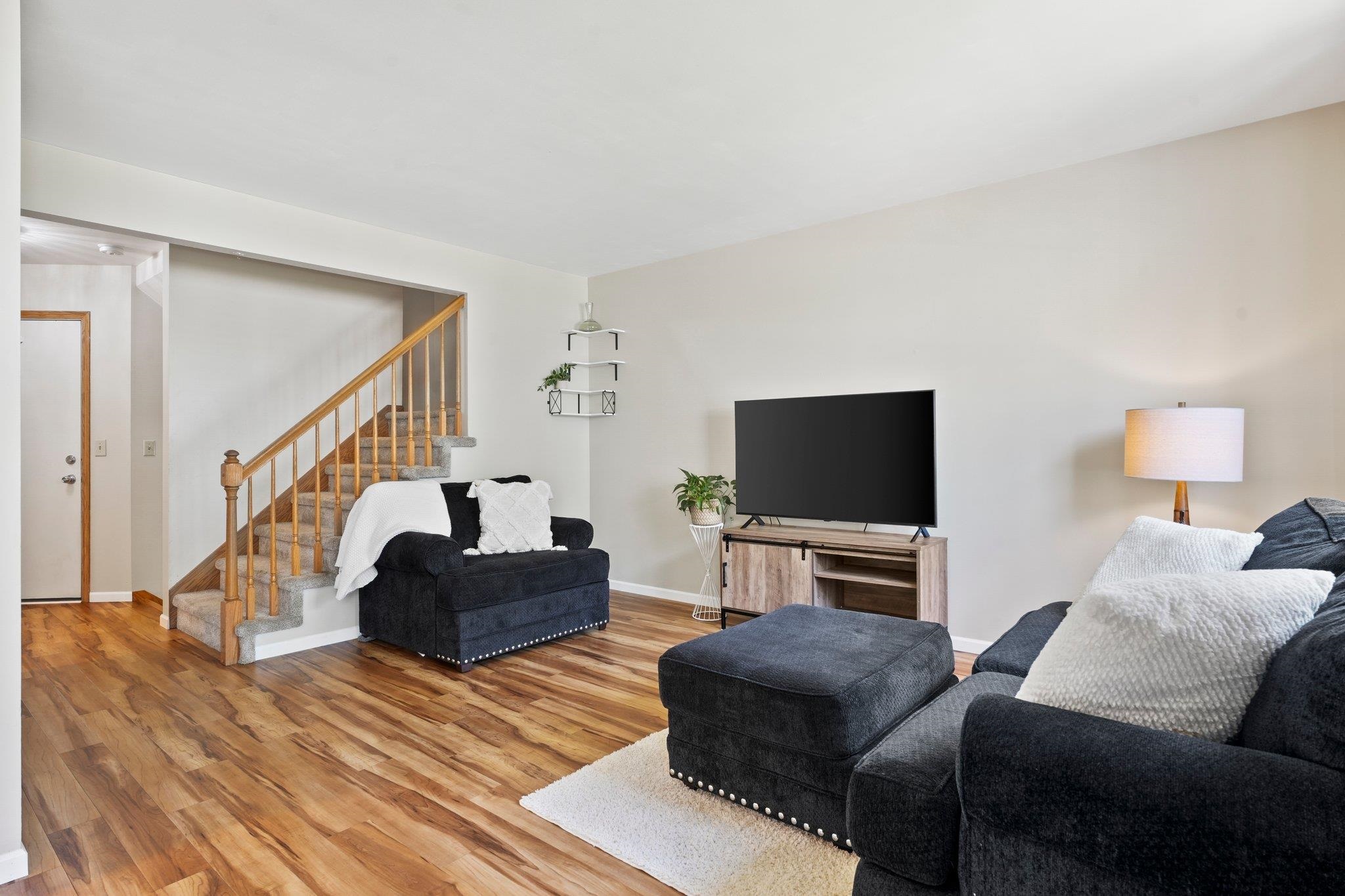 6153 Dell Drive 3