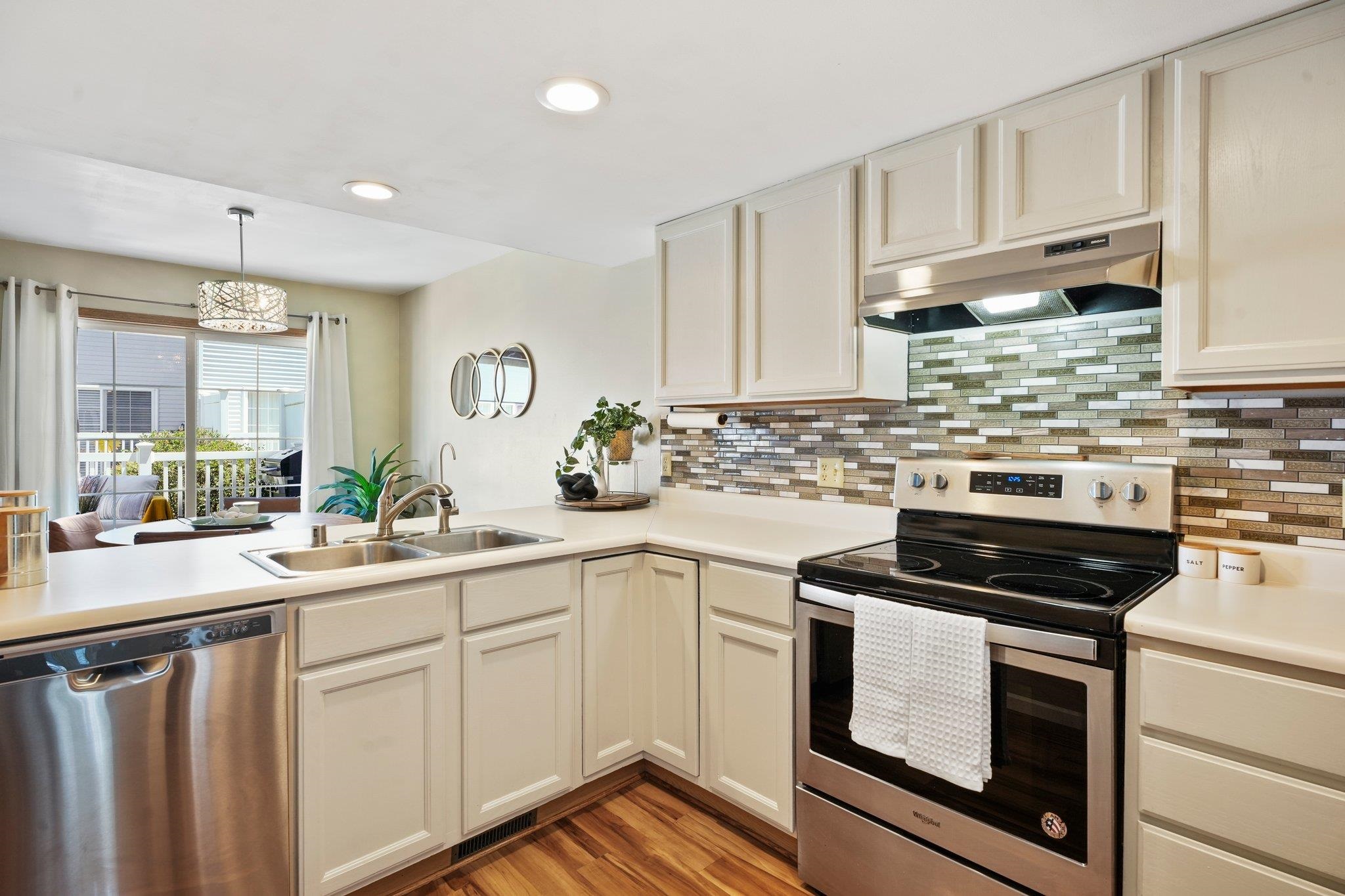 6153 Dell Drive 3