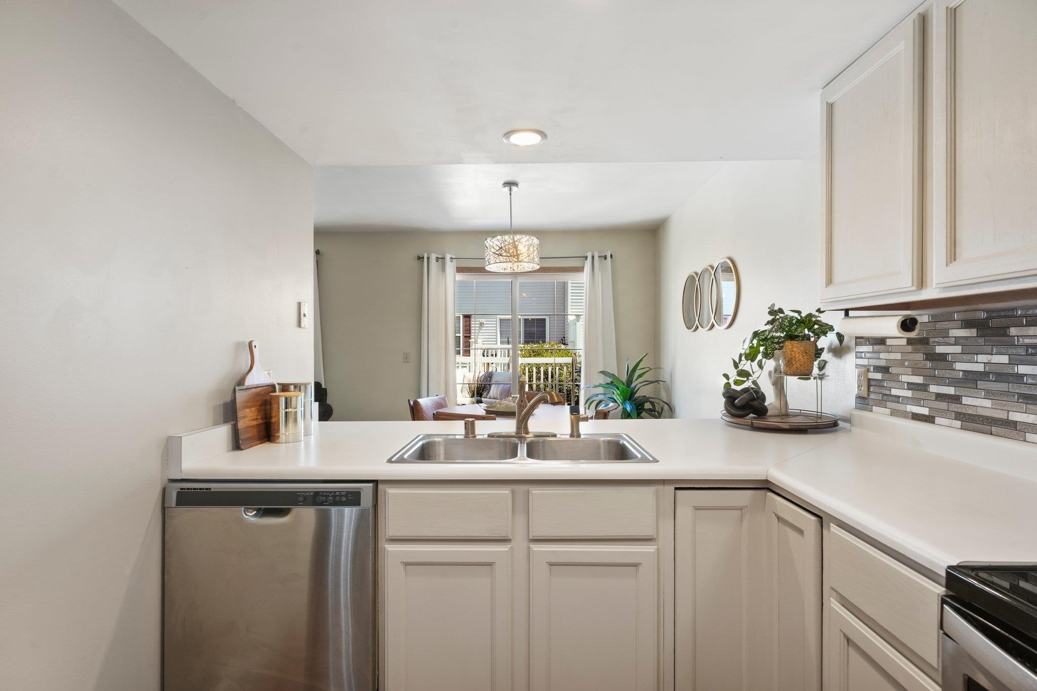 6153 Dell Drive 3