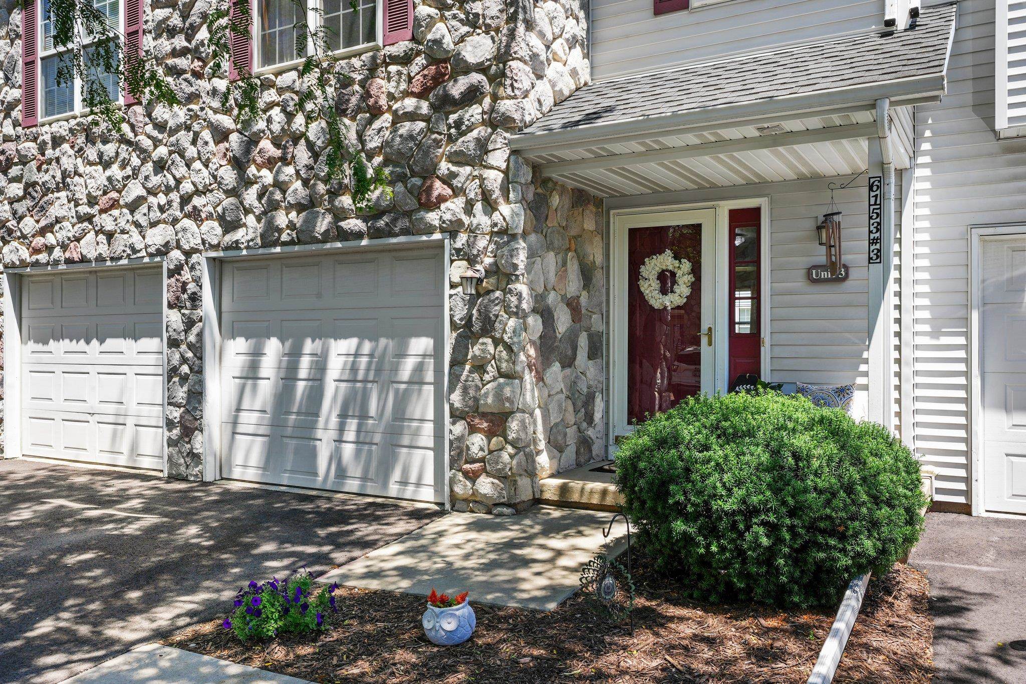 6153 Dell Drive 3