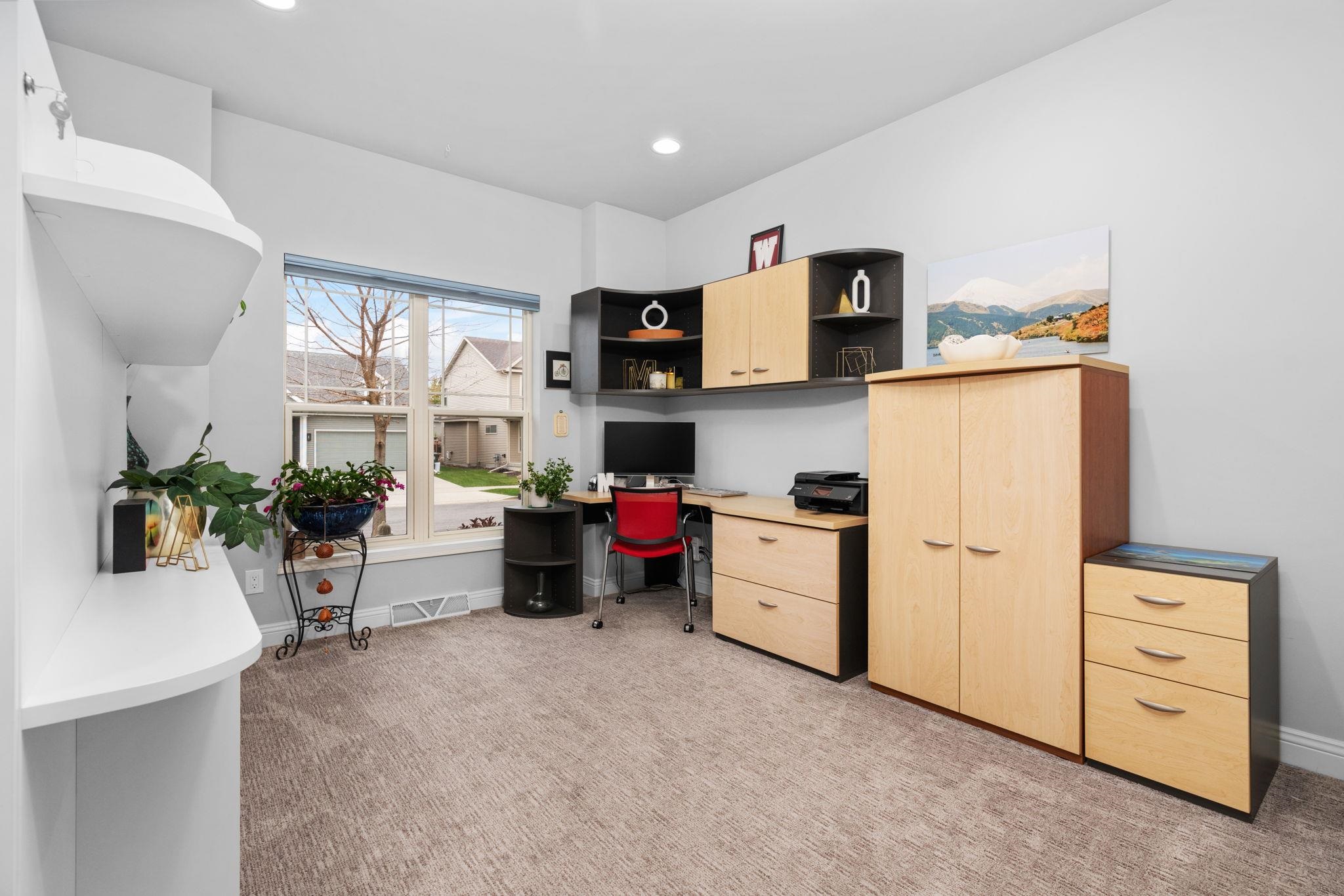 6202 Eagle Cave Drive