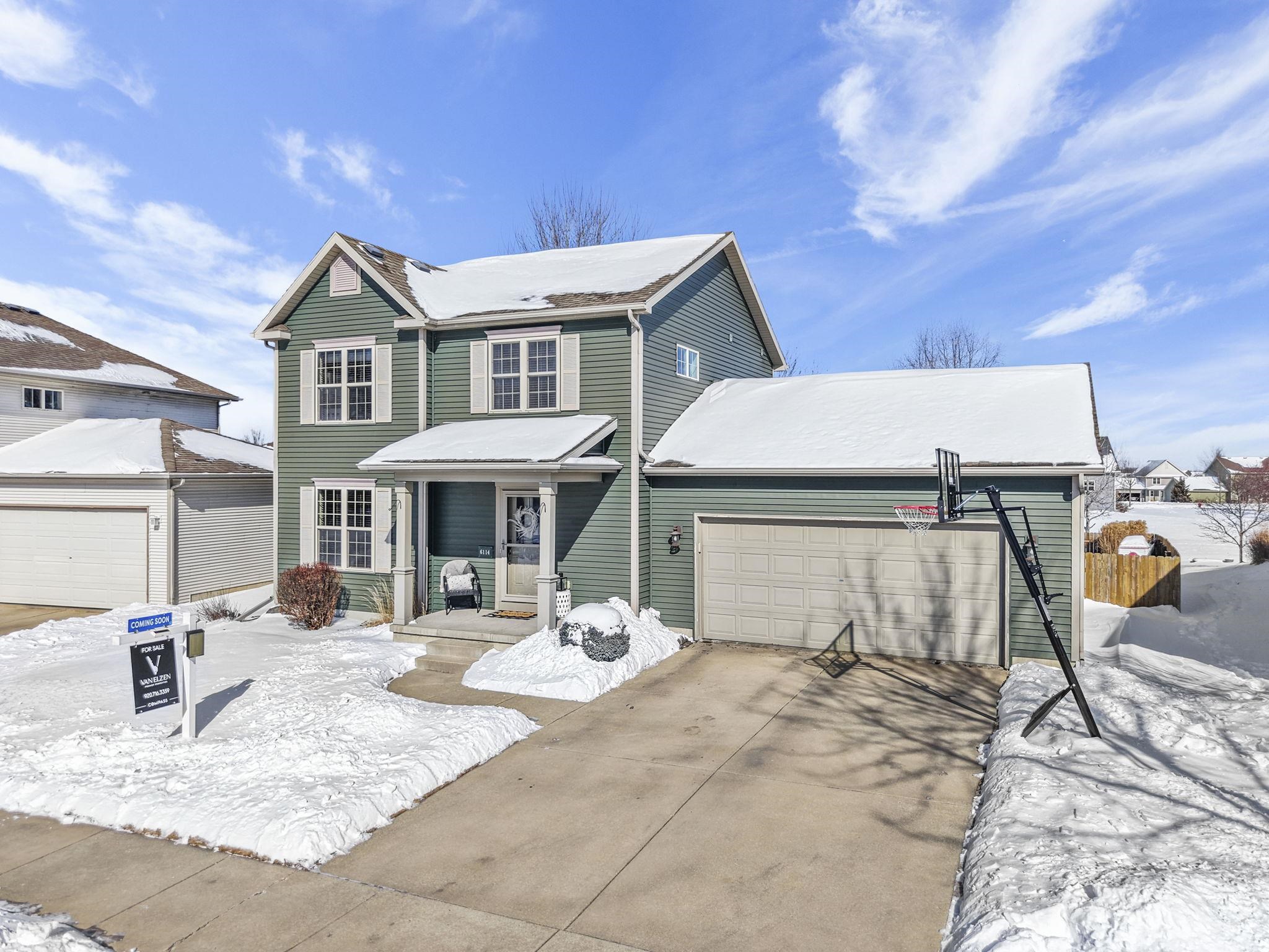 6114 Canyon Parkway