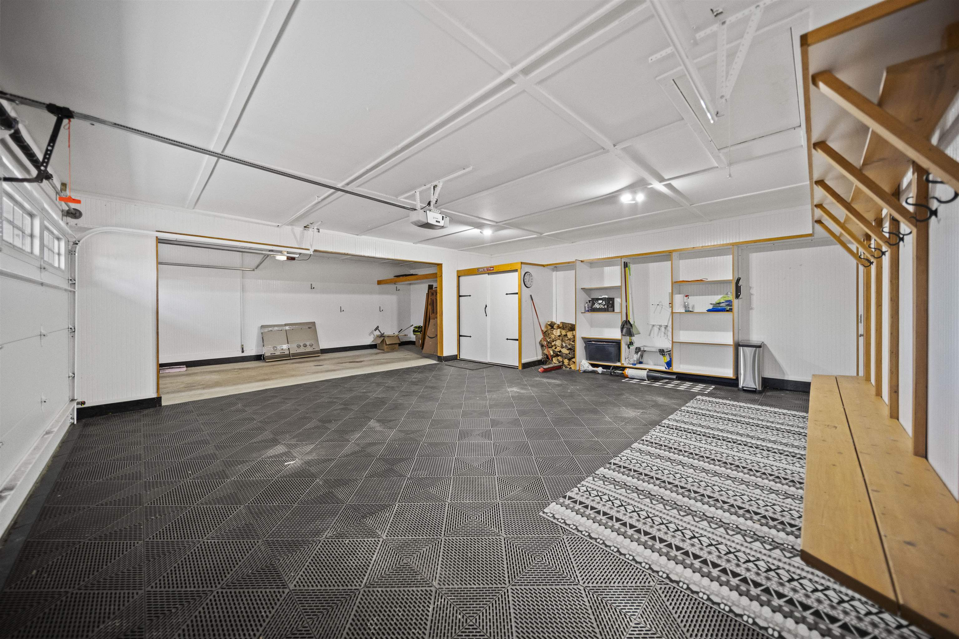 7849 Kruchten Road