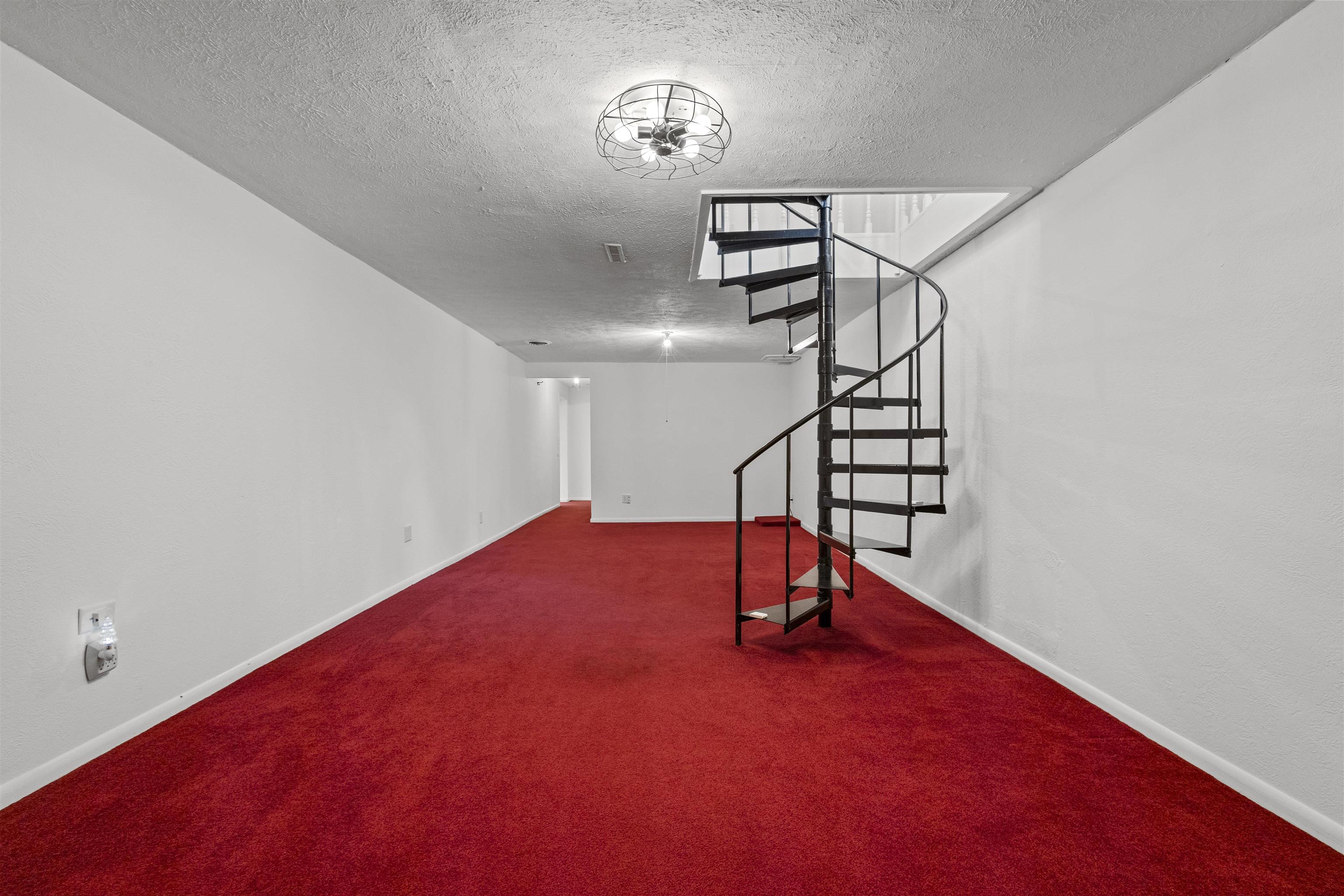 7849 Kruchten Road