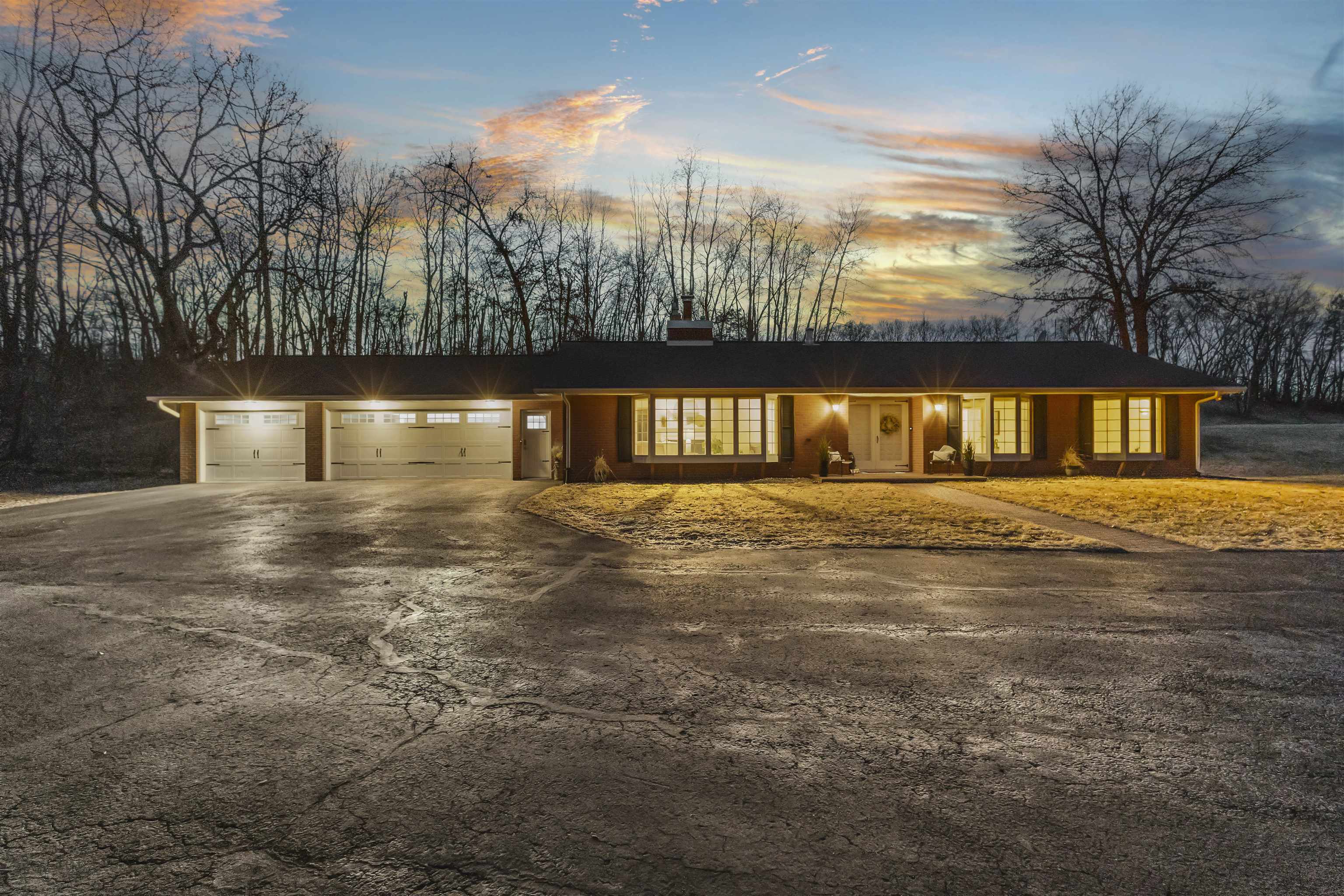 7849 Kruchten Road