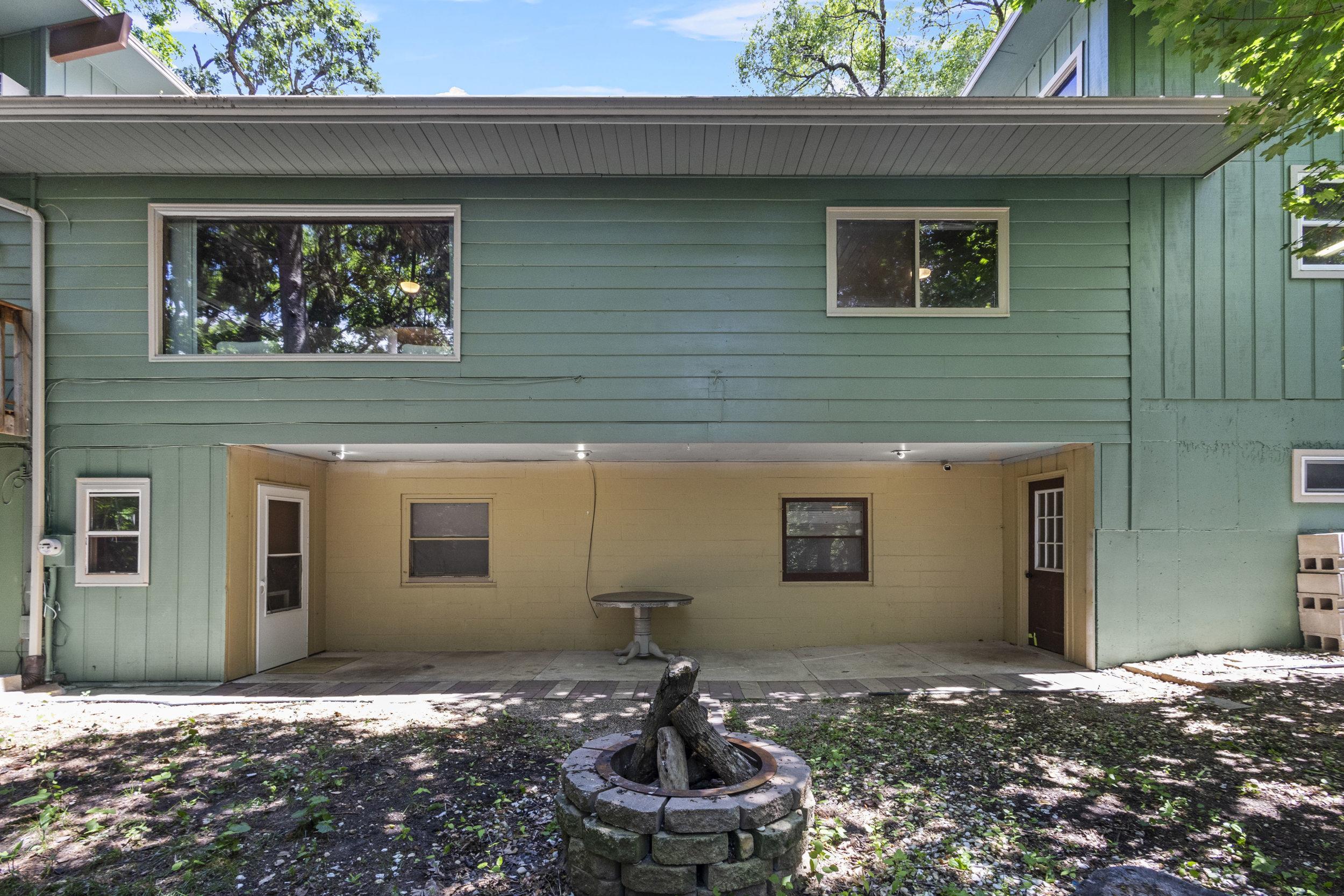 845 Messmer Street