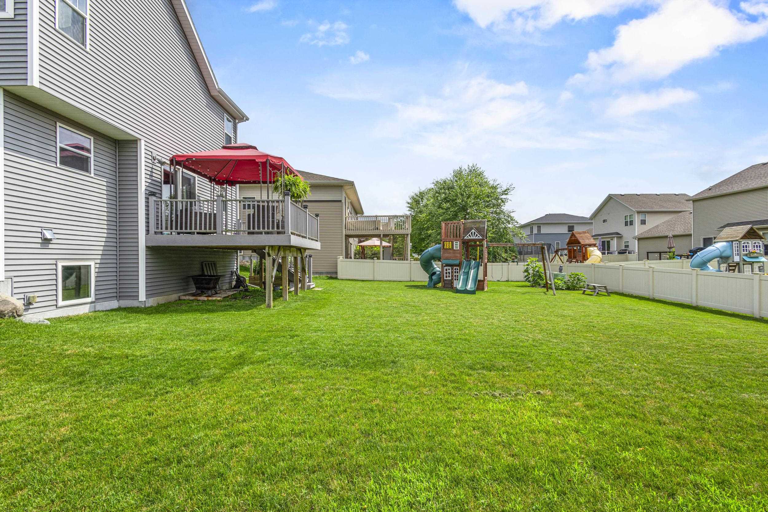 4802 Catalina Parkway
