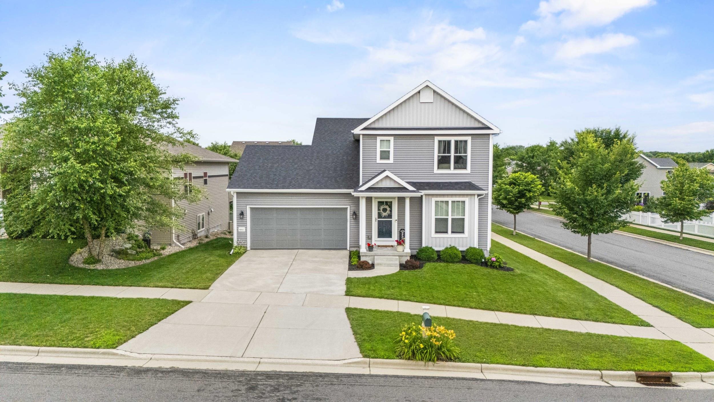 4802 Catalina Parkway