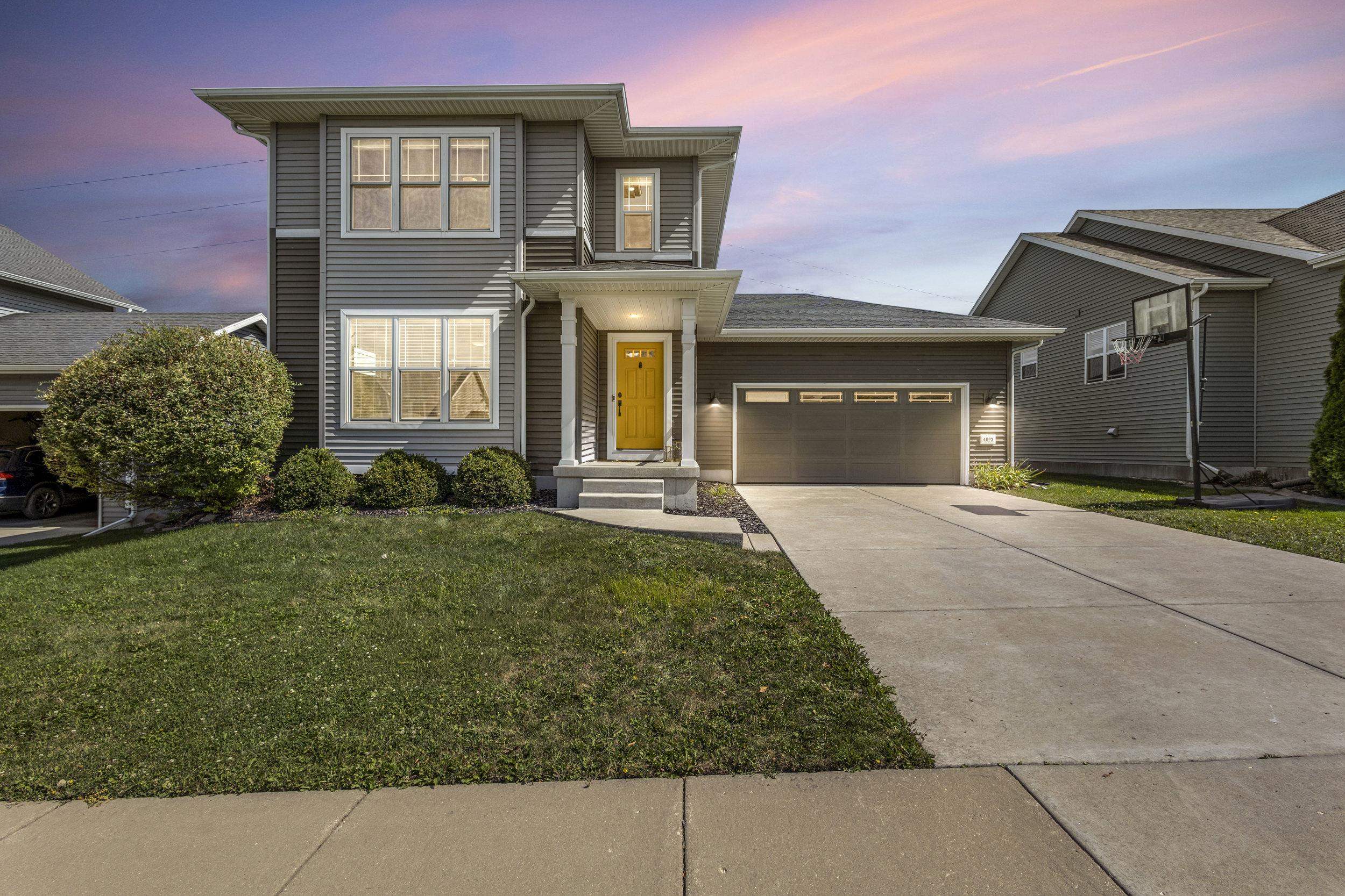 4823 Catalina Parkway
