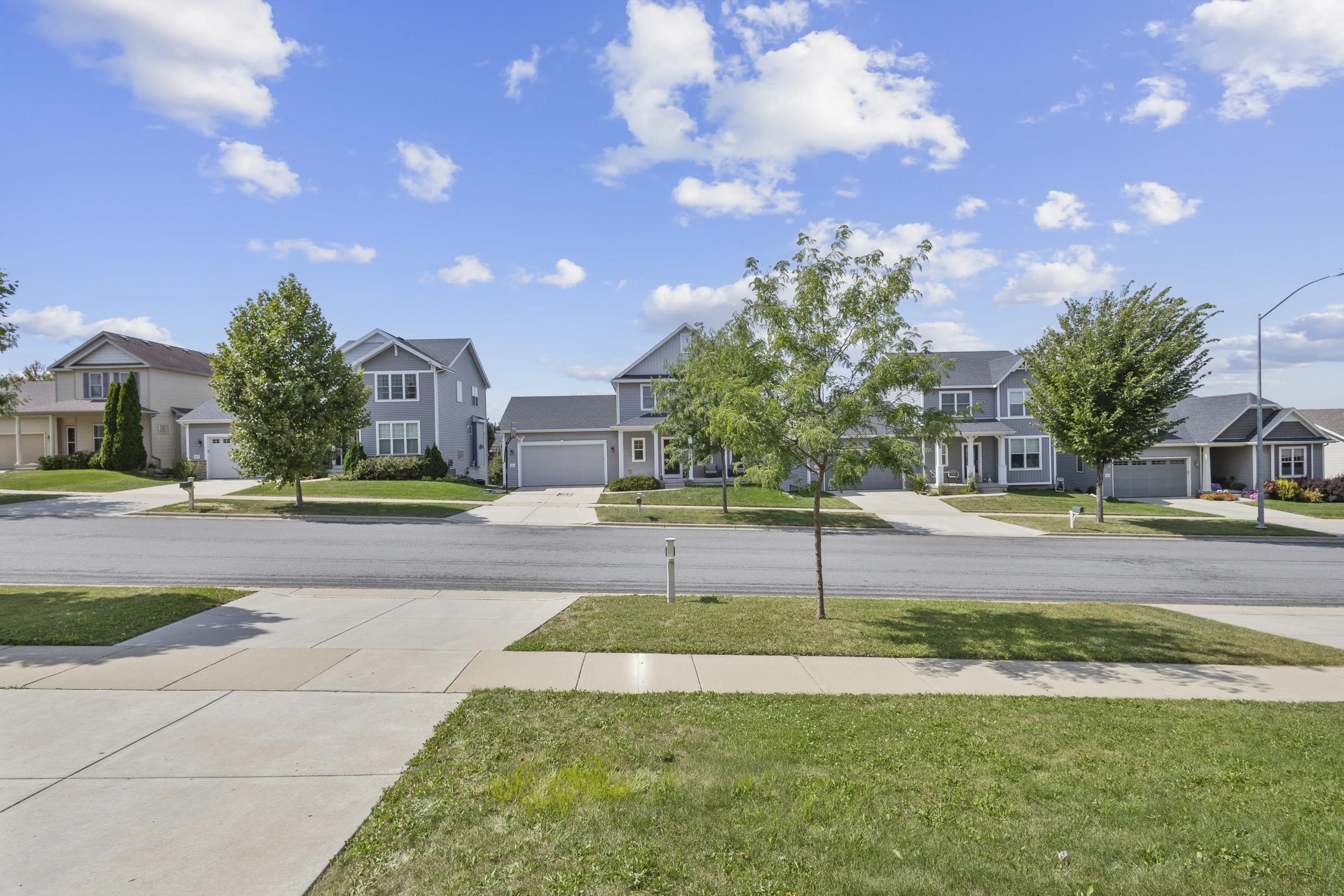 4823 Catalina Parkway