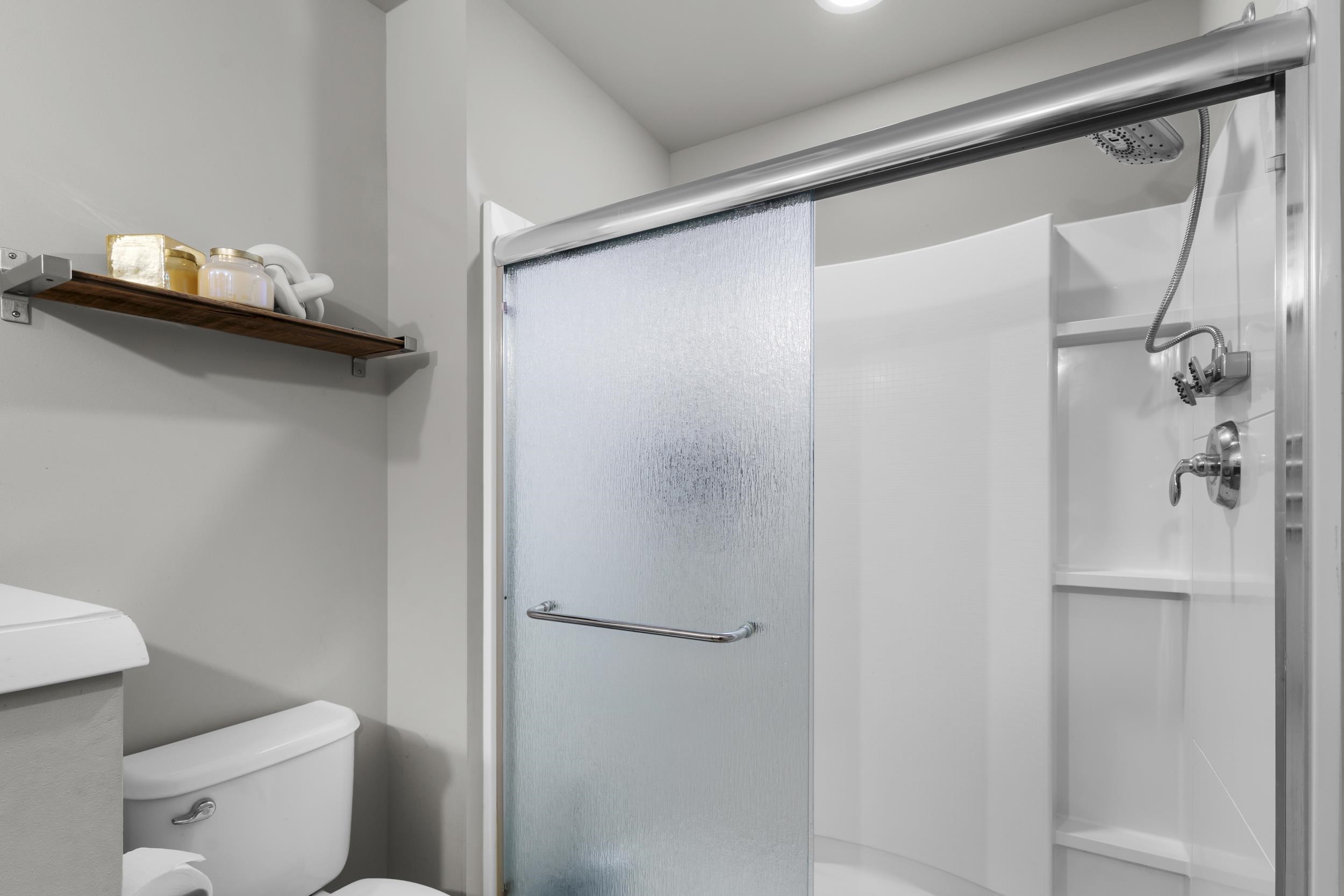 4823 Catalina Parkway