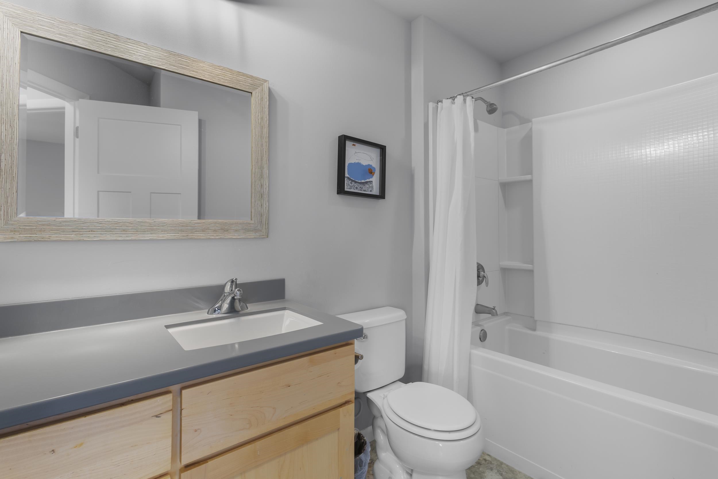 4823 Catalina Parkway