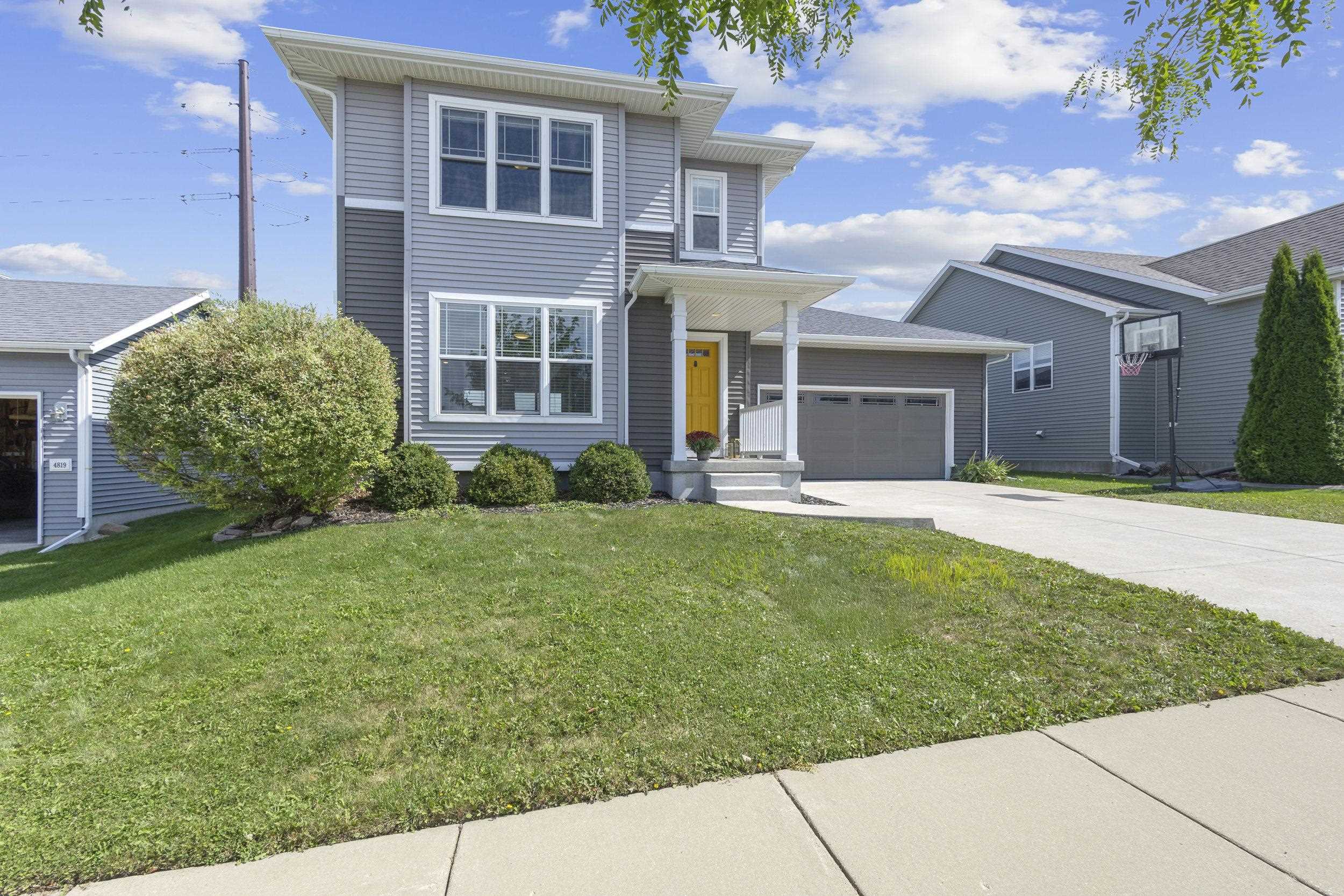 4823 Catalina Parkway