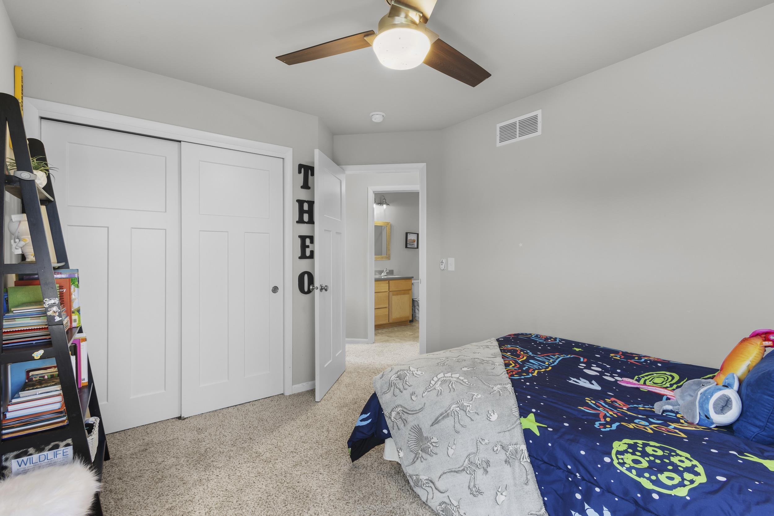 4823 Catalina Parkway