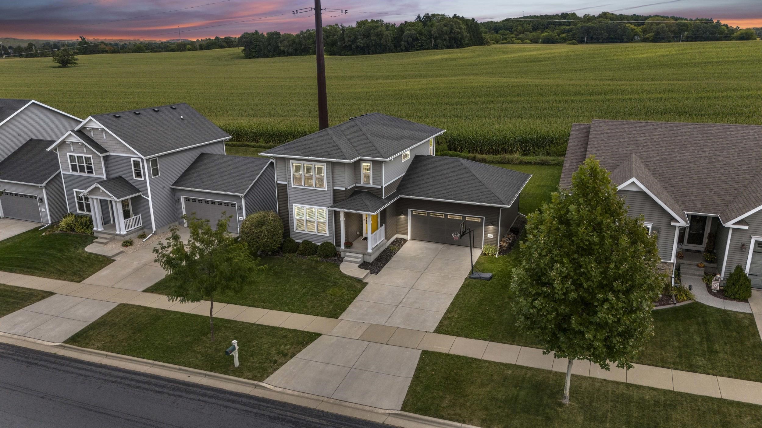 4823 Catalina Parkway