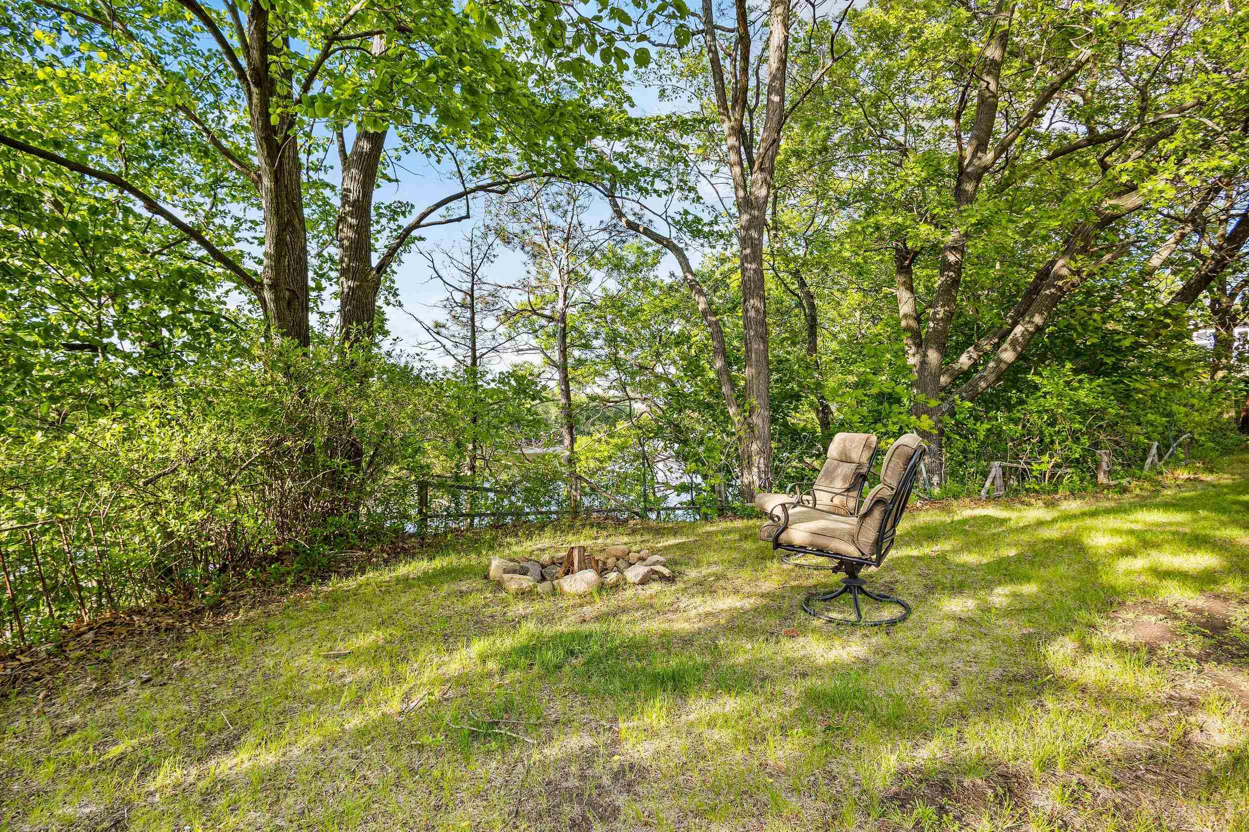 N5101 Hemlock Street